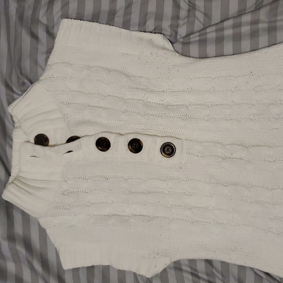 Sweater - Picture 2 of 2